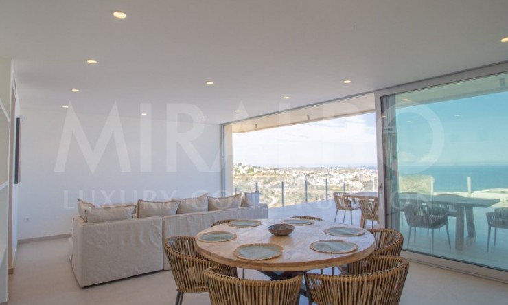 Wiederverkauf - Villa -
Benitachell / El Poble Nou de Benitatxell - Cumbre del Sol