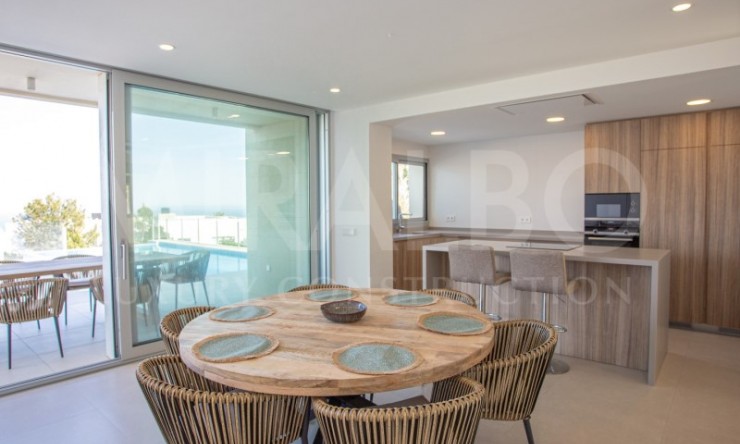 Wiederverkauf - Villa -
Benitachell / El Poble Nou de Benitatxell - Cumbre del Sol