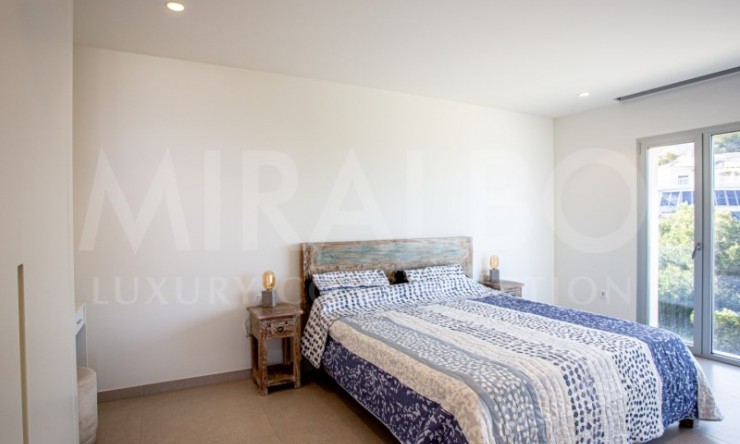 Wiederverkauf - Villa -
Benitachell / El Poble Nou de Benitatxell - Cumbre del Sol