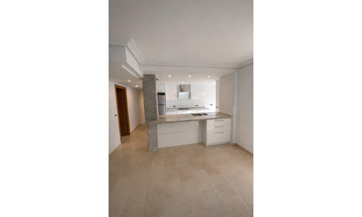 Herverkoop - Appartement -
Albir