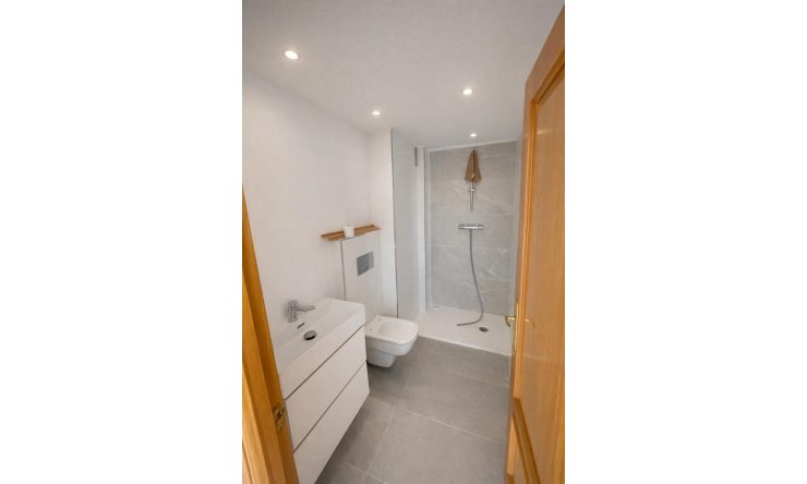 Herverkoop - Appartement -
Albir