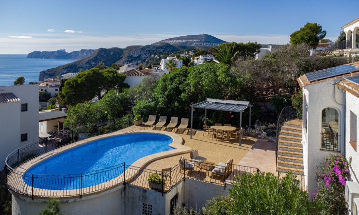 Resale - Villa -
Jávea - Ambolo