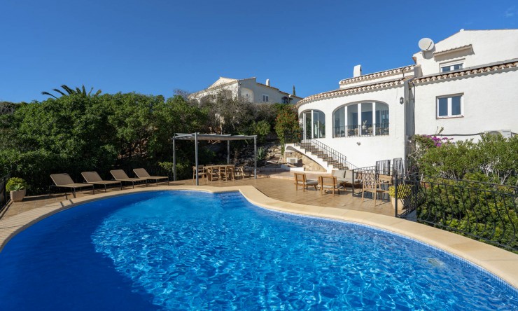 Resale - Villa -
Jávea - Ambolo