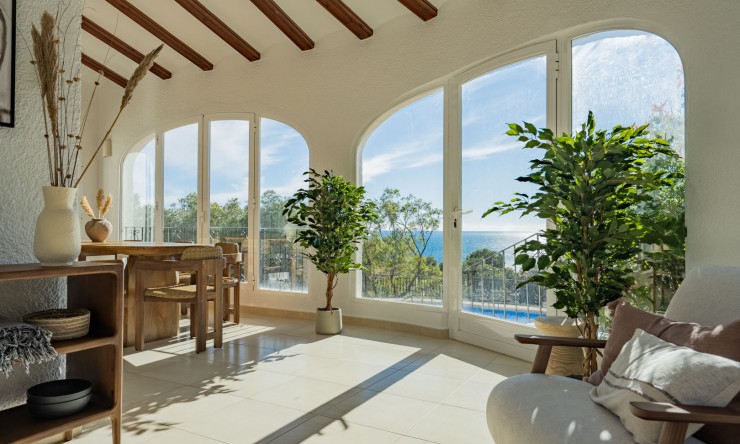 Resale - Villa -
Jávea - Ambolo