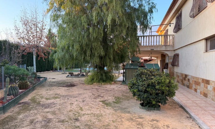 Resale - Villa -
Alicante - Moralet - Cañada del Fenollar