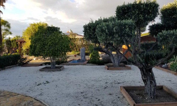 Resale - Villa -
Alicante - Moralet - Cañada del Fenollar