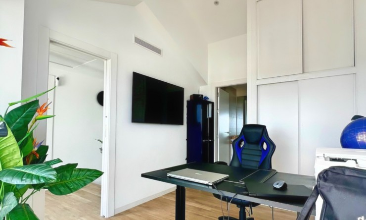 Revente - Villa -
Polop