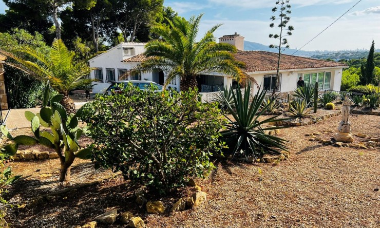 Location à long terme - Villa -
Altea