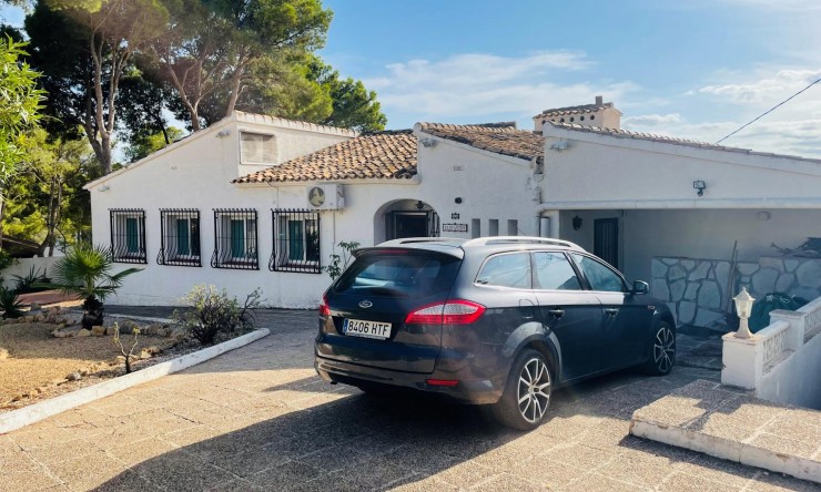 Location à long terme - Villa -
Altea