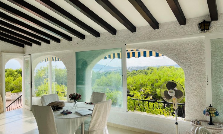 Location à long terme - Villa -
Altea