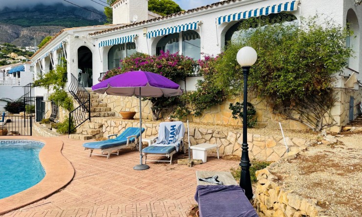 Location à long terme - Villa -
Altea