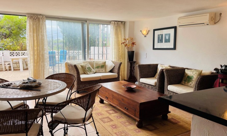 Location à long terme - Villa -
Altea