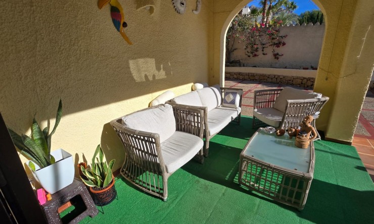 Revente - Villa -
Altea - Urbanización Santa Clara