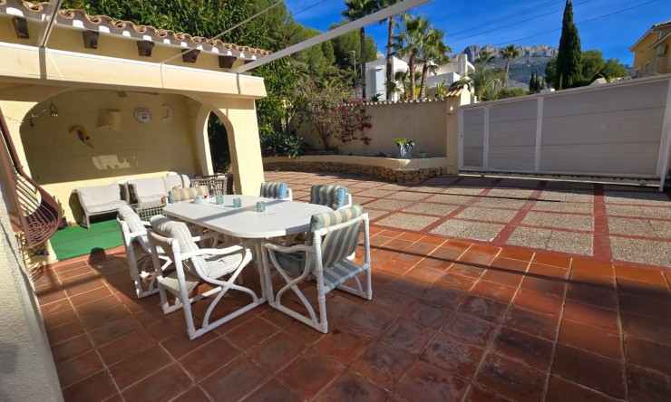 Revente - Villa -
Altea - Urbanización Santa Clara