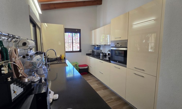 Revente - Villa -
Altea - Urbanización Santa Clara