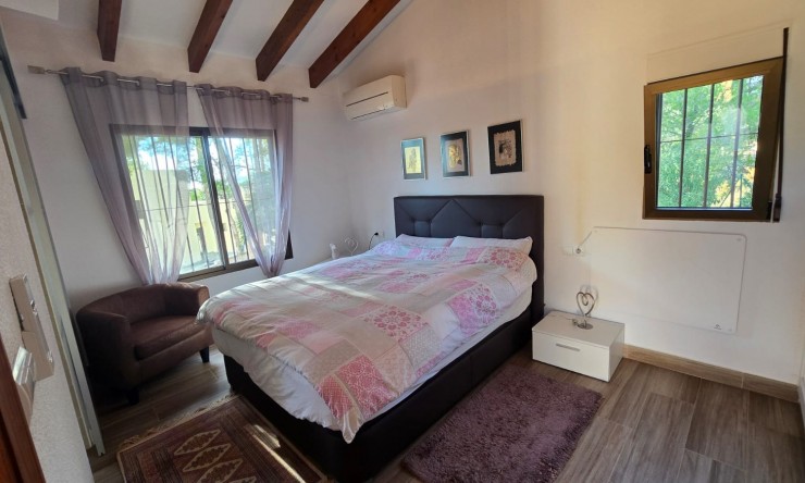 Revente - Villa -
Altea - Urbanización Santa Clara