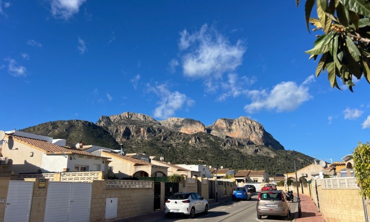 Long Term Rental - Villa -
Polop