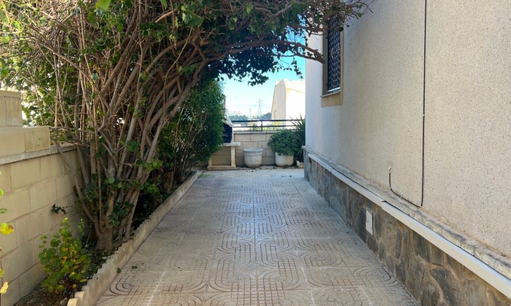 Long Term Rental - Villa -
Polop