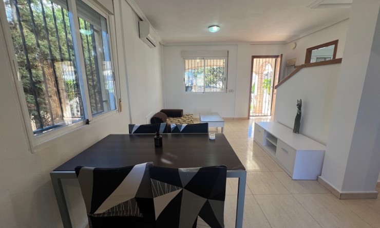 Long Term Rental - Villa -
Polop