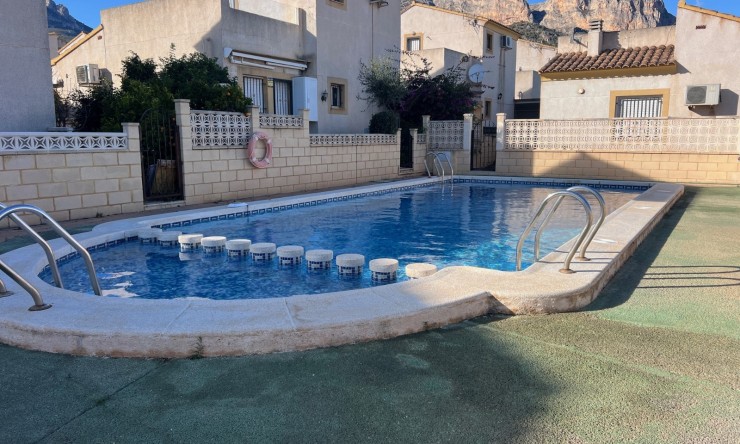 Long Term Rental - Villa -
Polop