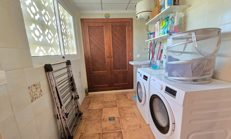 Revente - Villa -
Alicante - Moralet - Cañada del Fenollar