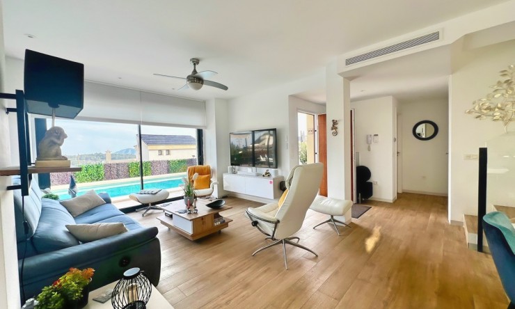 Revente - Villa -
Polop