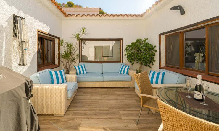 Reventa - Villa -
Moraira