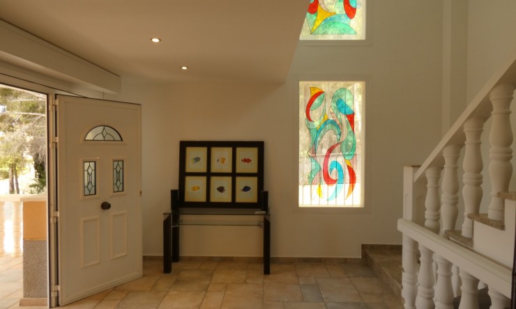 Wiederverkauf - Villa -
Altea