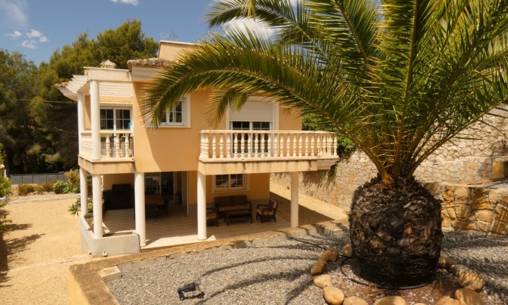 Wiederverkauf - Villa -
Altea