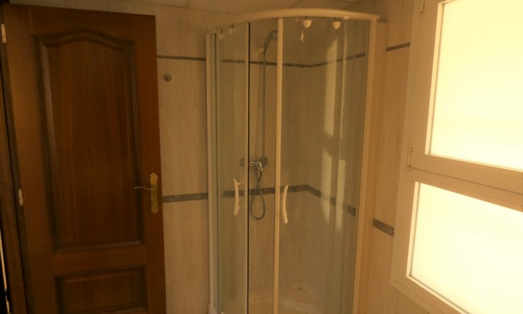 Wiederverkauf - Villa -
Altea