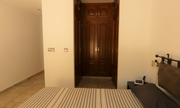 Wiederverkauf - Villa -
Altea