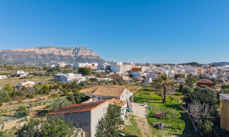 Resale - Villa -
Gata de Gorgos