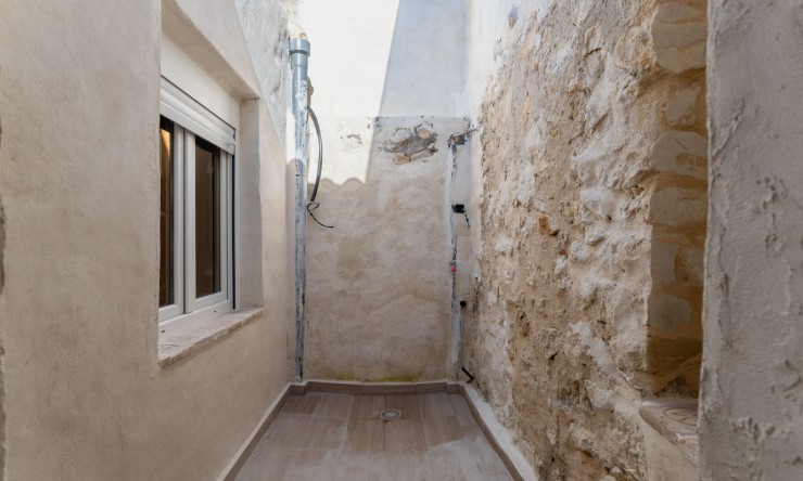 Resale - Villa -
Gata de Gorgos