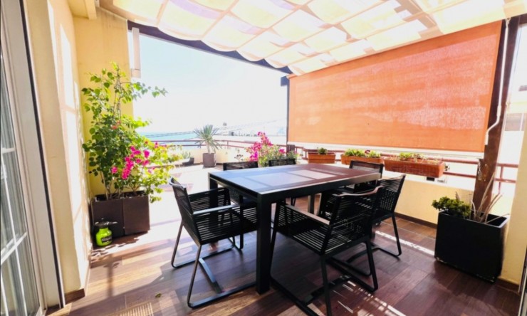 Herverkoop - Appartement -
Altea