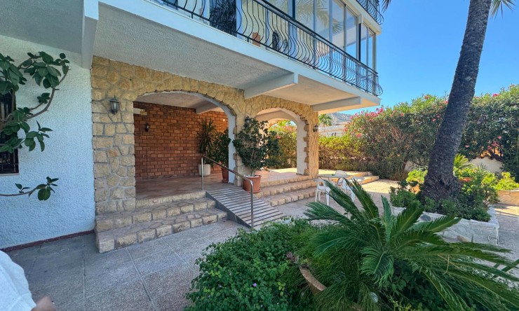 Resale - Apartment -
Albir