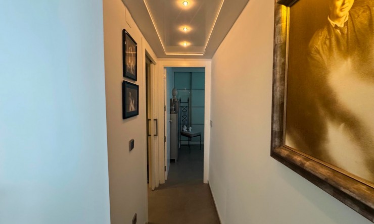 Resale - Apartment -
Albir