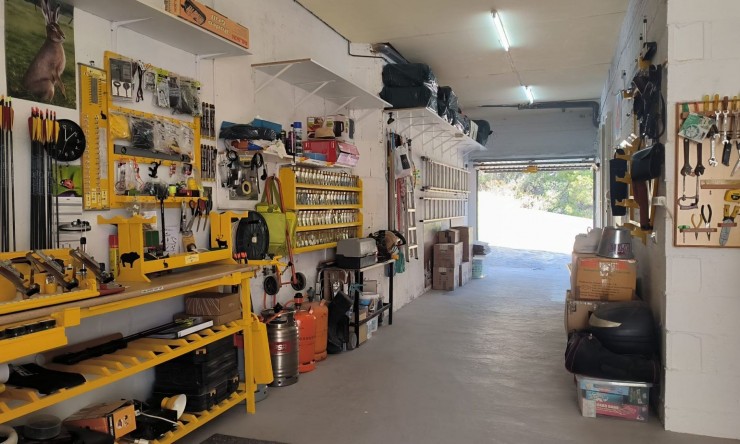 Herverkoop -  -
Callosa De Ensarrià