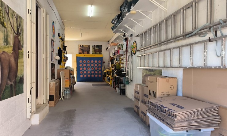 Herverkoop -  -
Callosa De Ensarrià