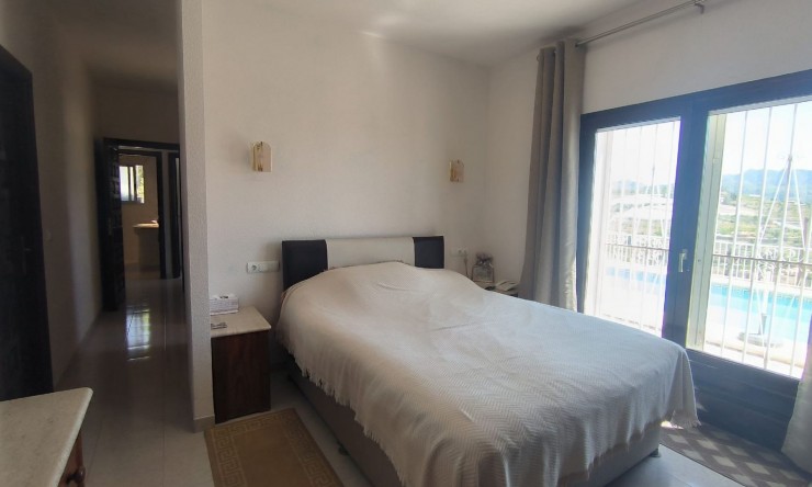 Herverkoop -  -
Callosa De Ensarrià