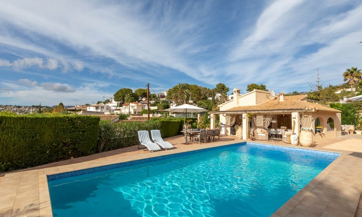 Resale - Villa -
Moraira - Paichi