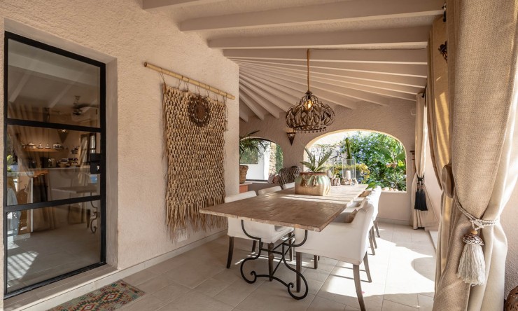 Resale - Villa -
Moraira - Paichi