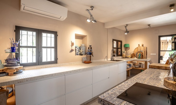 Resale - Villa -
Moraira - Paichi