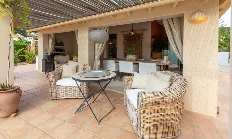 Resale - Villa -
Moraira - Paichi