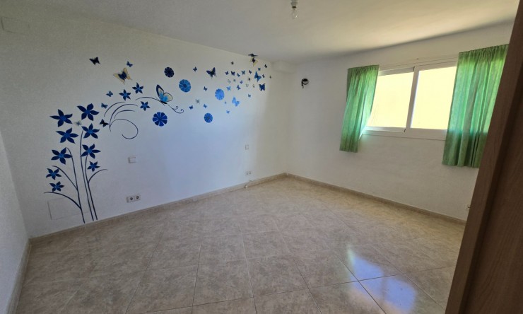 Rynek Wtórny - Willa -
Altea