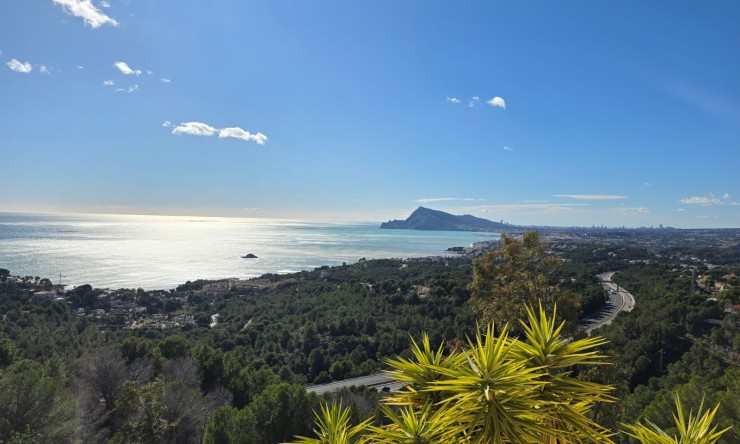 Rynek Wtórny - Willa -
Altea