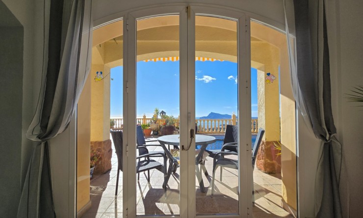 Rynek Wtórny - Willa -
Altea