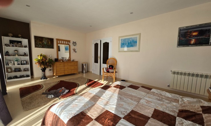 Rynek Wtórny - Willa -
Altea