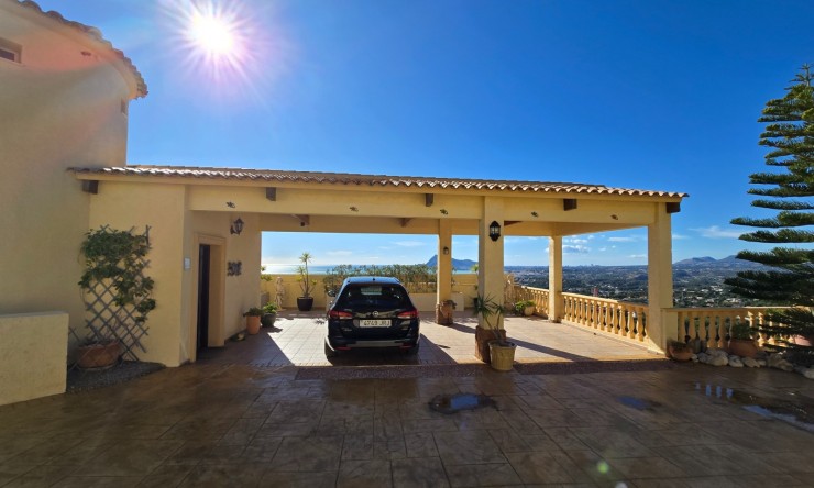 Rynek Wtórny - Willa -
Altea