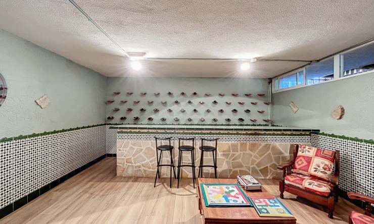 Rynek Wtórny -  -
Callosa De Ensarrià