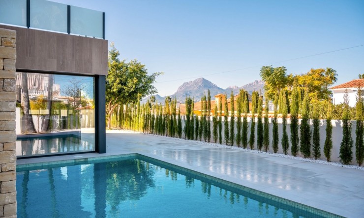 Wiederverkauf - Villa -
Albir